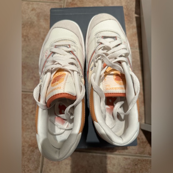 New Balance 550s - Picture 2 of 3